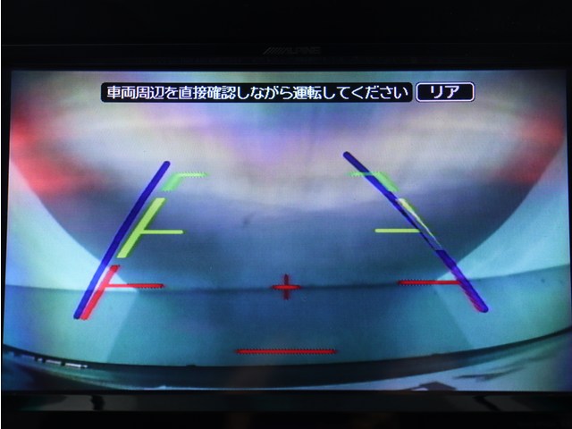【バックカメラ装備】
大きな車でも安心のバックカメラを完備!
後方も視認できるので安心安全に駐車可能!