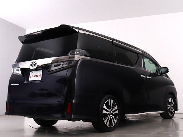車種に特化した専門店仕入れこだわりの　　
仕入れ車両が揃っております!　　　　　　
プロの目利きで仕入れたお車を展示中です!
