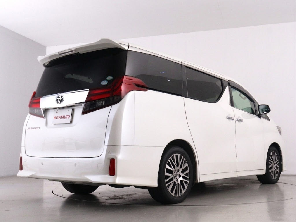 車種に特化した専門店仕入れこだわりの　　
仕入れ車両が揃っております!　　　　　　
プロの目利きで仕入れたお車を展示中です!