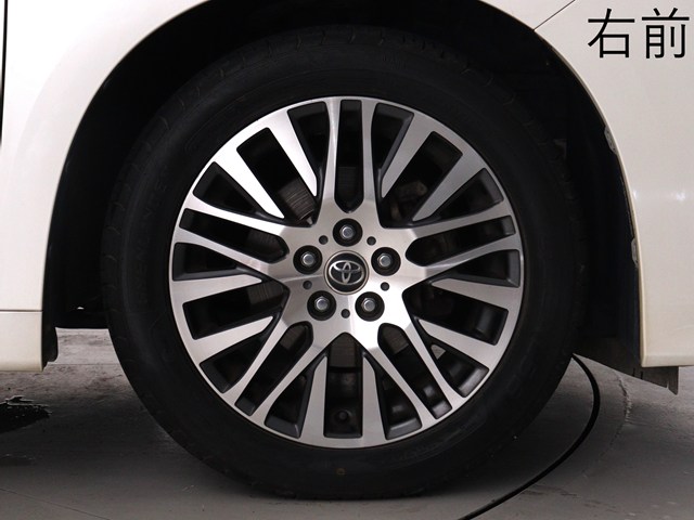 お客様のお好みの新品18インチ、19インチ、
20インチホイール装着可能！ダウンサスなど
ローダウンも取付可能です！ヴァルドやワー
クなどのメーカー品も取り寄せ可能です！