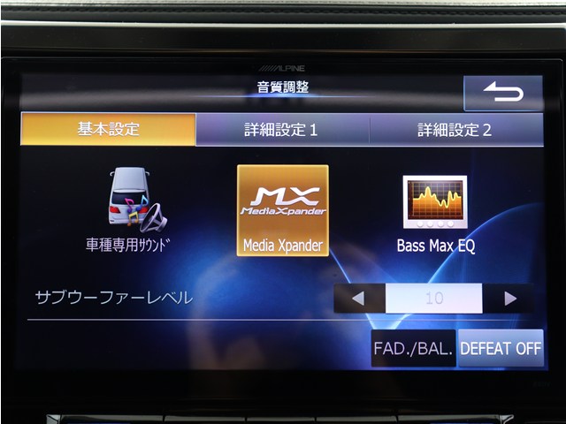 【大人気☆ＡＬＰＩＮＥ　１1インチナビ】
大画面で見やすいだけでなく､
インパネとの一体感もあり見た目も抜群!
