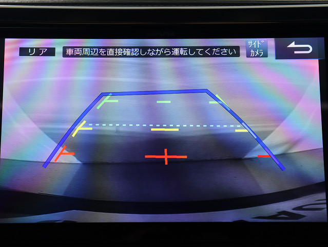 【バックカメラ装備】
大きな車でも安心のバックカメラを完備!
後方も視認できるので安心安全に駐車可能!