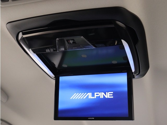 【大人気☆ＡＬＰＩＮＥ　後席モニター】
見た目も使い勝手も抜群の人気メーカー!
ミニバンの必須装備とも言える装備です!