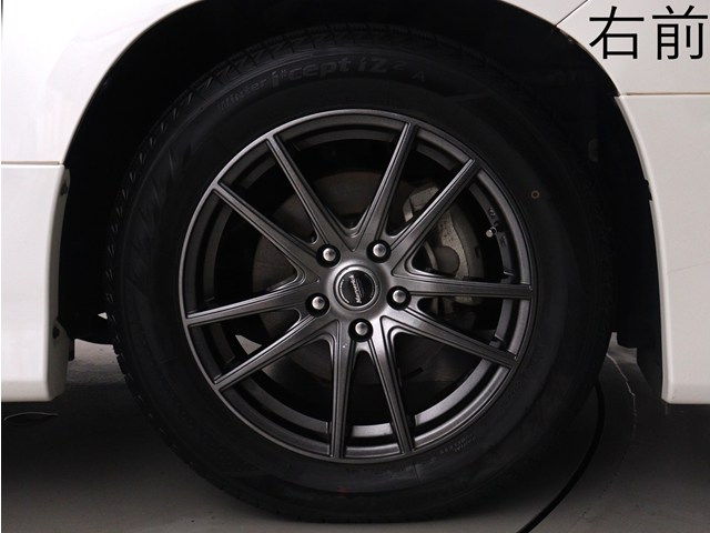 お客様のお好みの新品18インチ、19インチ、
20インチホイール装着可能！ダウンサスなど
ローダウンも取付可能です！ヴァルドやワー
クなどのメーカー品も取り寄せ可能です！