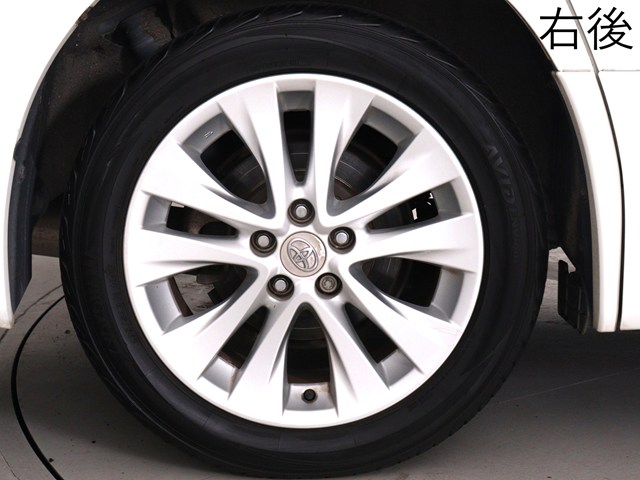 お客様のお好みの新品18インチ、19インチ、
20インチホイール装着可能！ダウンサスなど
ローダウンも取付可能です！ヴァルドやワー
クなどのメーカー品も取り寄せ可能です！