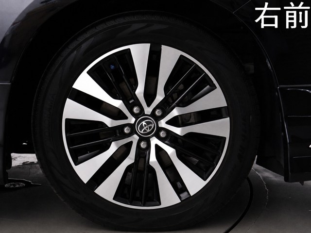 お客様のお好みの新品18インチ、19インチ、
20インチホイール装着可能！ダウンサスなど
ローダウンも取付可能です！ヴァルドやワー
クなどのメーカー品も取り寄せ可能です！