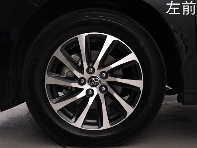 お客様のお好みの新品18インチ、19インチ、
20インチホイール装着可能！ダウンサスなど
ローダウンも取付可能です！ヴァルドやワー
クなどのメーカー品も取り寄せ可能です！