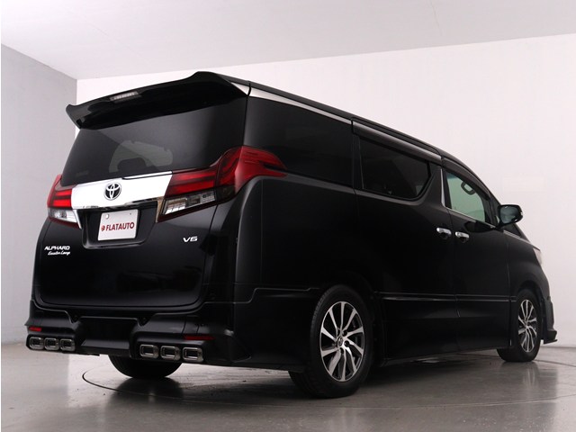 車種に特化した専門店仕入れこだわりの　　
仕入れ車両が揃っております!　　　　　　
プロの目利きで仕入れたお車を展示中です!