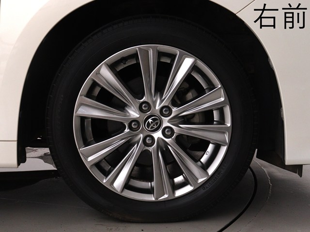 お客様のお好みの新品18インチ、19インチ、
20インチホイール装着可能！ダウンサスなど
ローダウンも取付可能です！ヴァルドやワー
クなどのメーカー品も取り寄せ可能です！