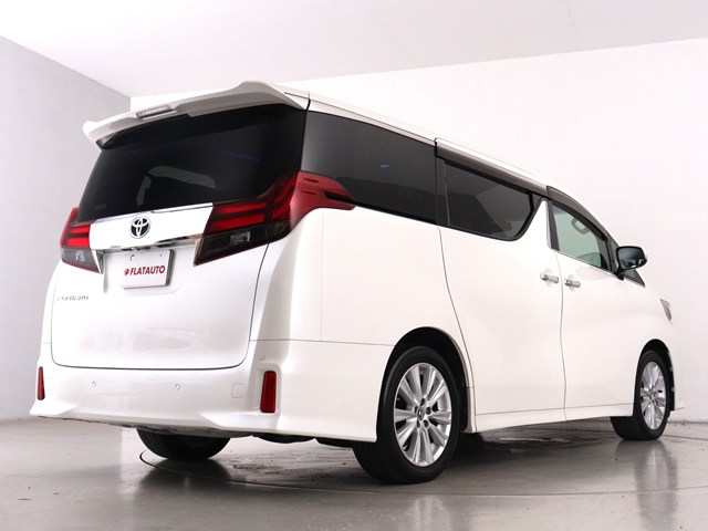 車種に特化した専門店仕入れこだわりの　　
仕入れ車両が揃っております!　　　　　　
プロの目利きで仕入れたお車を展示中です!