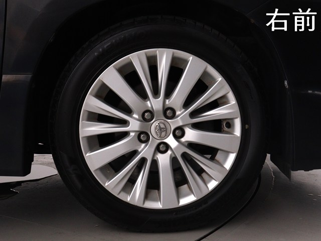 お客様のお好みの新品18インチ、19インチ、
20インチホイール装着可能！ダウンサスなど
ローダウンも取付可能です！ヴァルドやワー
クなどのメーカー品も取り寄せ可能です！