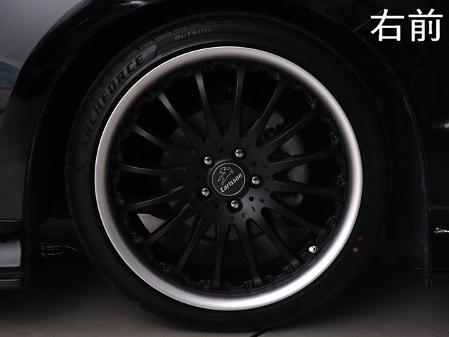お客様のお好みの新品18インチ、19インチ、
20インチホイール装着可能！ダウンサスなど
ローダウンも取付可能です！ヴァルドやワー
クなどのメーカー品も取り寄せ可能です！