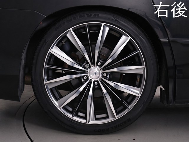 お客様のお好みの新品18インチ、19インチ、
20インチホイール装着可能！ダウンサスなど
ローダウンも取付可能です！ヴァルドやワー
クなどのメーカー品も取り寄せ可能です！