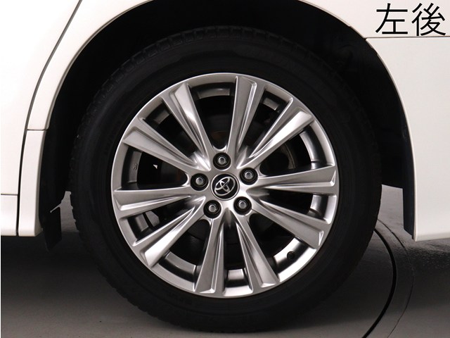 お客様のお好みの新品18インチ、19インチ、
20インチホイール装着可能！ダウンサスなど
ローダウンも取付可能です！ヴァルドやワー
クなどのメーカー品も取り寄せ可能です！
