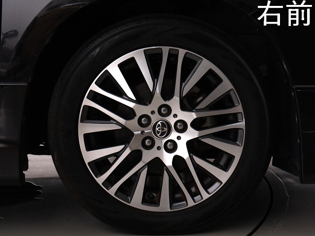 お客様のお好みの新品18インチ、19インチ、
20インチホイール装着可能！ダウンサスなど
ローダウンも取付可能です！ヴァルドやワー
クなどのメーカー品も取り寄せ可能です！