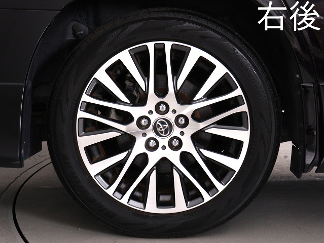 お客様のお好みの新品18インチ、19インチ、
20インチホイール装着可能！ダウンサスなど
ローダウンも取付可能です！ヴァルドやワー
クなどのメーカー品も取り寄せ可能です！