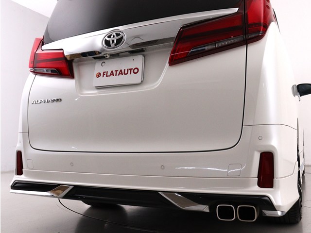 【ＭＯＤＥＬＬＩＳＴＡスタイルエアロ】
大人気のＭＯＤＥＬＬＩＳＴＡを装備!