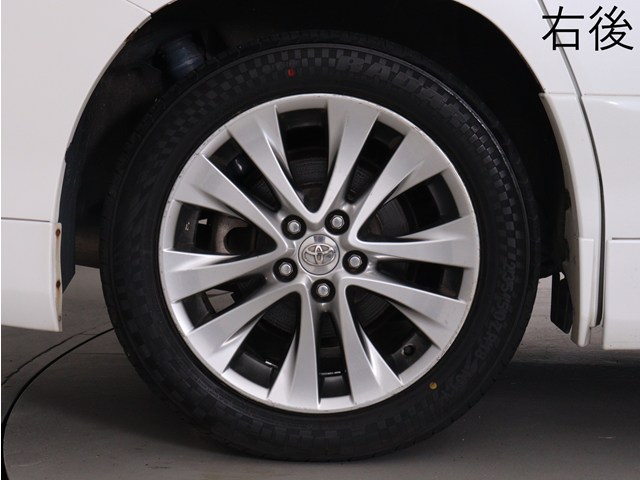 お客様のお好みの新品18インチ、19インチ、
20インチホイール装着可能！ダウンサスなど
ローダウンも取付可能です！ヴァルドやワー
クなどのメーカー品も取り寄せ可能です！