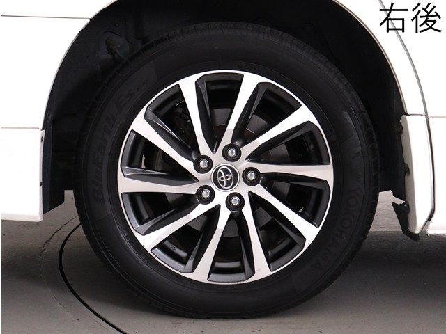 お客様のお好みの新品18インチ、19インチ、
20インチホイール装着可能！ダウンサスなど
ローダウンも取付可能です！ヴァルドやワー
クなどのメーカー品も取り寄せ可能です！