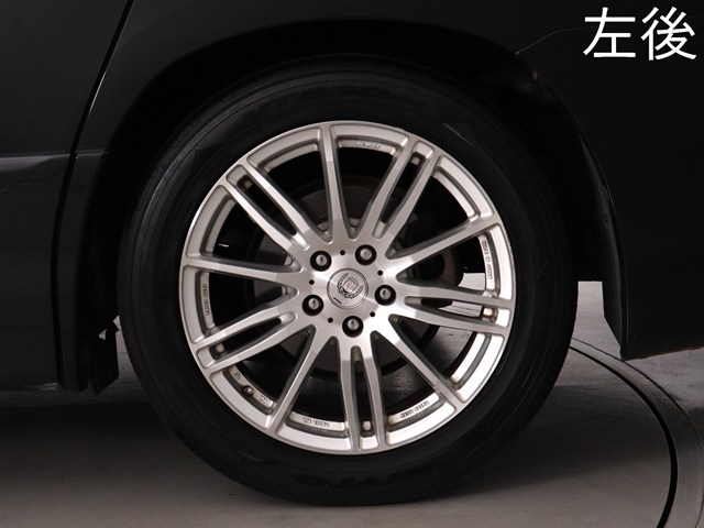 お客様のお好みの新品18インチ、19インチ、
20インチホイール装着可能！ダウンサスなど
ローダウンも取付可能です！ヴァルドやワー
クなどのメーカー品も取り寄せ可能です！