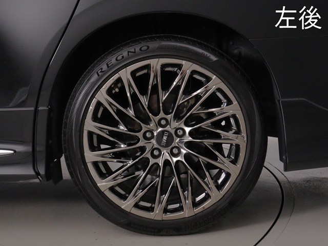 お客様のお好みの新品18インチ、19インチ、
20インチホイール装着可能！ダウンサスなど
ローダウンも取付可能です！ヴァルドやワー
クなどのメーカー品も取り寄せ可能です！