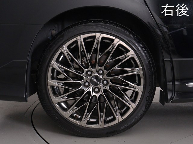 お客様のお好みの新品18インチ、19インチ、
20インチホイール装着可能！ダウンサスなど
ローダウンも取付可能です！ヴァルドやワー
クなどのメーカー品も取り寄せ可能です！