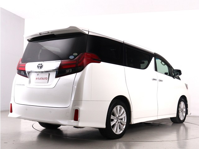 車種に特化した専門店仕入れこだわりの　　
仕入れ車両が揃っております!　　　　　　
プロの目利きで仕入れたお車を展示中です!