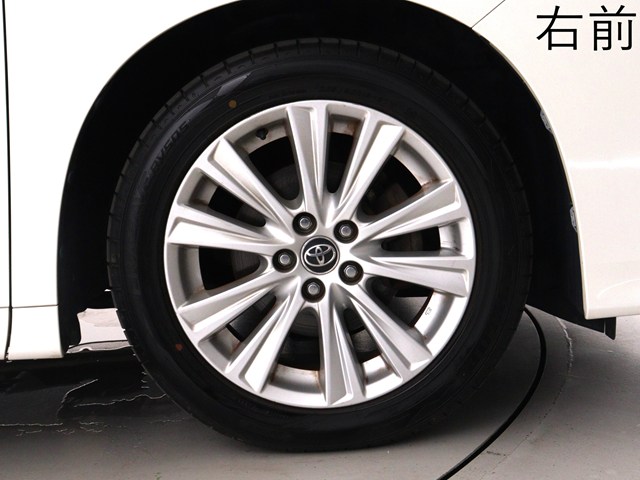 お客様のお好みの新品18インチ、19インチ、
20インチホイール装着可能！ダウンサスなど
ローダウンも取付可能です！ヴァルドやワー
クなどのメーカー品も取り寄せ可能です！