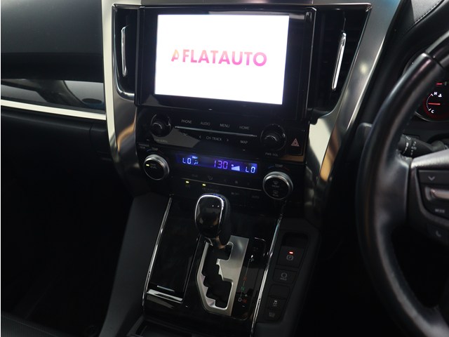 【純正９インチディスプレイオーディオ】Ｂ
ｌｕｅｔｏｏｔｈ接続で音楽再生も可能！ま
たスマートフォンと連携する事で多彩な機能
も使用可能です！