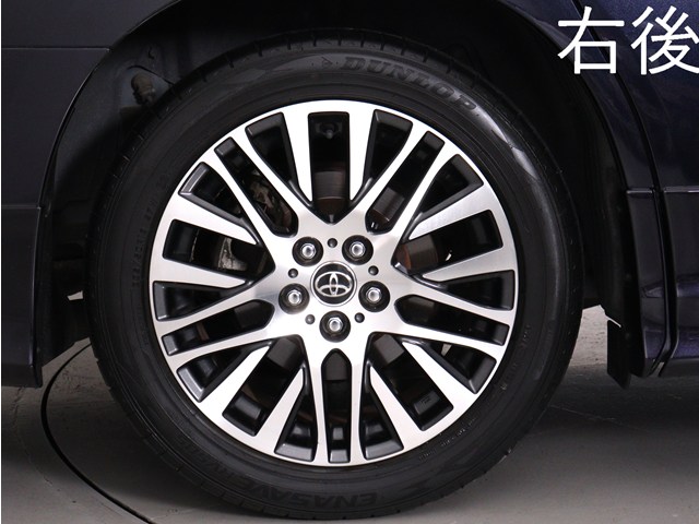 お客様のお好みの新品18インチ、19インチ、
20インチホイール装着可能！ダウンサスなど
ローダウンも取付可能です！ヴァルドやワー
クなどのメーカー品も取り寄せ可能です！