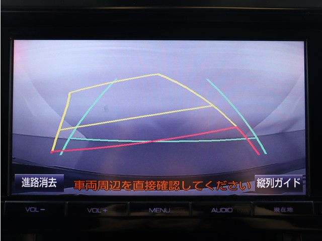 【バックカメラ装備】
大きな車でも安心のバックカメラを完備!
後方も視認できるので安心安全に駐車可能!