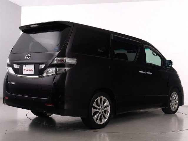 車種に特化した専門店仕入れこだわりの　　
仕入れ車両が揃っております!　　　　　　
プロの目利きで仕入れたお車を展示中です!