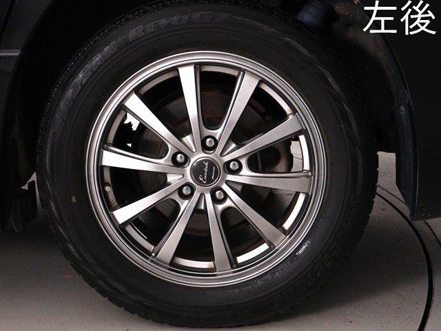 お客様のお好みの新品18インチ、19インチ、
20インチホイール装着可能！ダウンサスなど
ローダウンも取付可能です！ヴァルドやワー
クなどのメーカー品も取り寄せ可能です！