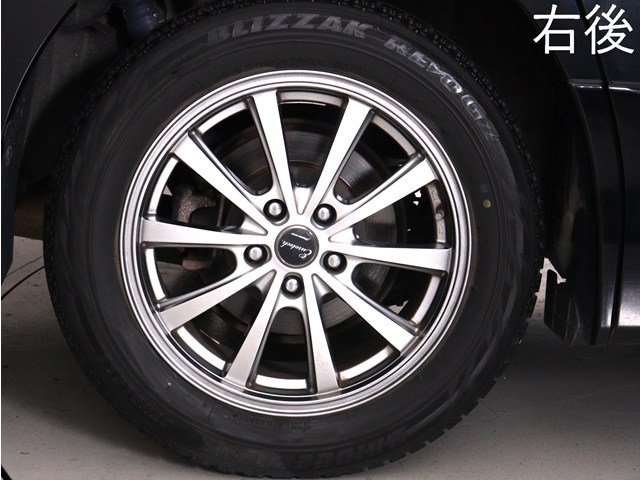 お客様のお好みの新品18インチ、19インチ、
20インチホイール装着可能！ダウンサスなど
ローダウンも取付可能です！ヴァルドやワー
クなどのメーカー品も取り寄せ可能です！