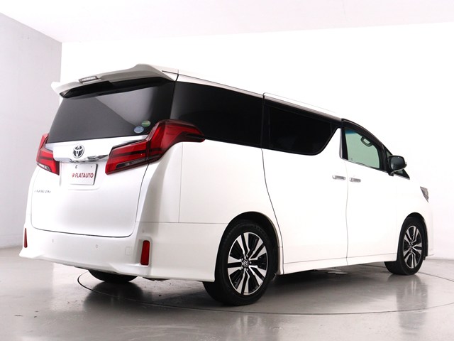 車種に特化した専門店仕入れこだわりの　　
仕入れ車両が揃っております!　　　　　　
プロの目利きで仕入れたお車を展示中です!