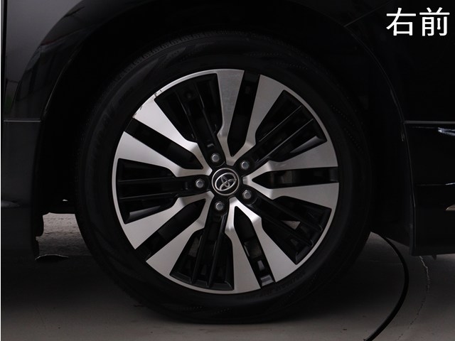 お客様のお好みの新品18インチ、19インチ、
20インチホイール装着可能！ダウンサスなど
ローダウンも取付可能です！ヴァルドやワー
クなどのメーカー品も取り寄せ可能です！