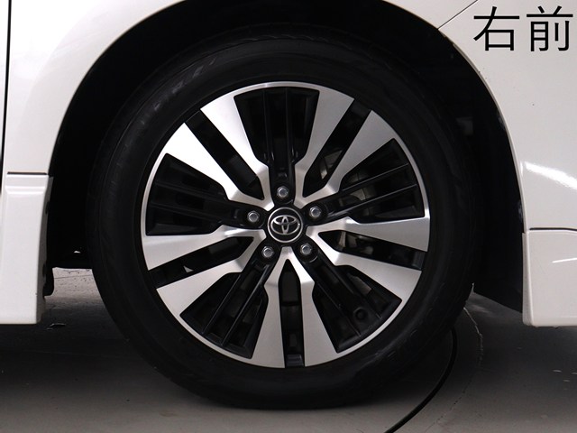 お客様のお好みの新品18インチ、19インチ、
20インチホイール装着可能！ダウンサスなど
ローダウンも取付可能です！ヴァルドやワー
クなどのメーカー品も取り寄せ可能です！