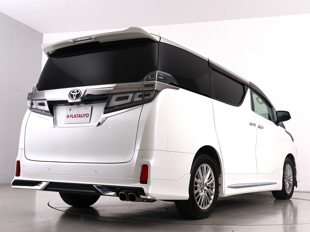 車種に特化した専門店仕入れこだわりの　　
仕入れ車両が揃っております!　　　　　　
プロの目利きで仕入れたお車を展示中です!