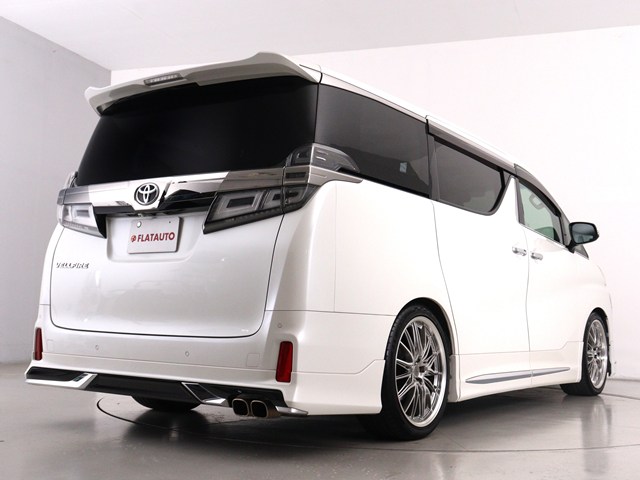 車種に特化した専門店仕入れこだわりの　　
仕入れ車両が揃っております!　　　　　　
プロの目利きで仕入れたお車を展示中です!