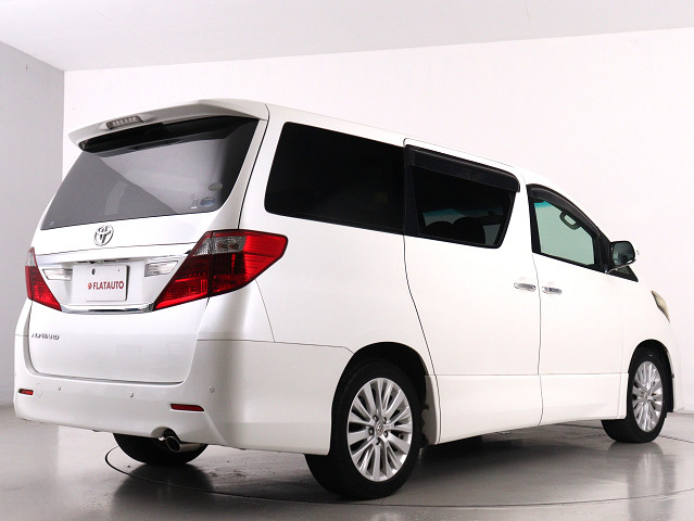 車種に特化した専門店仕入れこだわりの　　
仕入れ車両が揃っております!　　　　　　
プロの目利きで仕入れたお車を展示中です!