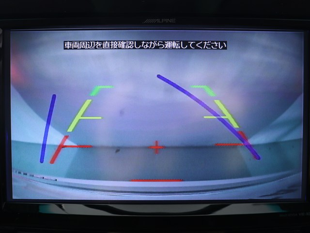 【バックカメラ装備】
大きな車でも安心のバックカメラを完備!
後方も視認できるので安心安全に駐車可能!