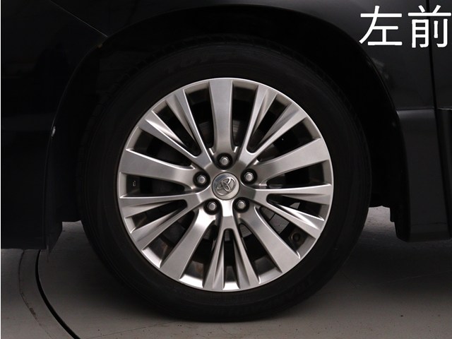 お客様のお好みの新品18インチ、19インチ、
20インチホイール装着可能！ダウンサスなど
ローダウンも取付可能です！ヴァルドやワー
クなどのメーカー品も取り寄せ可能です！