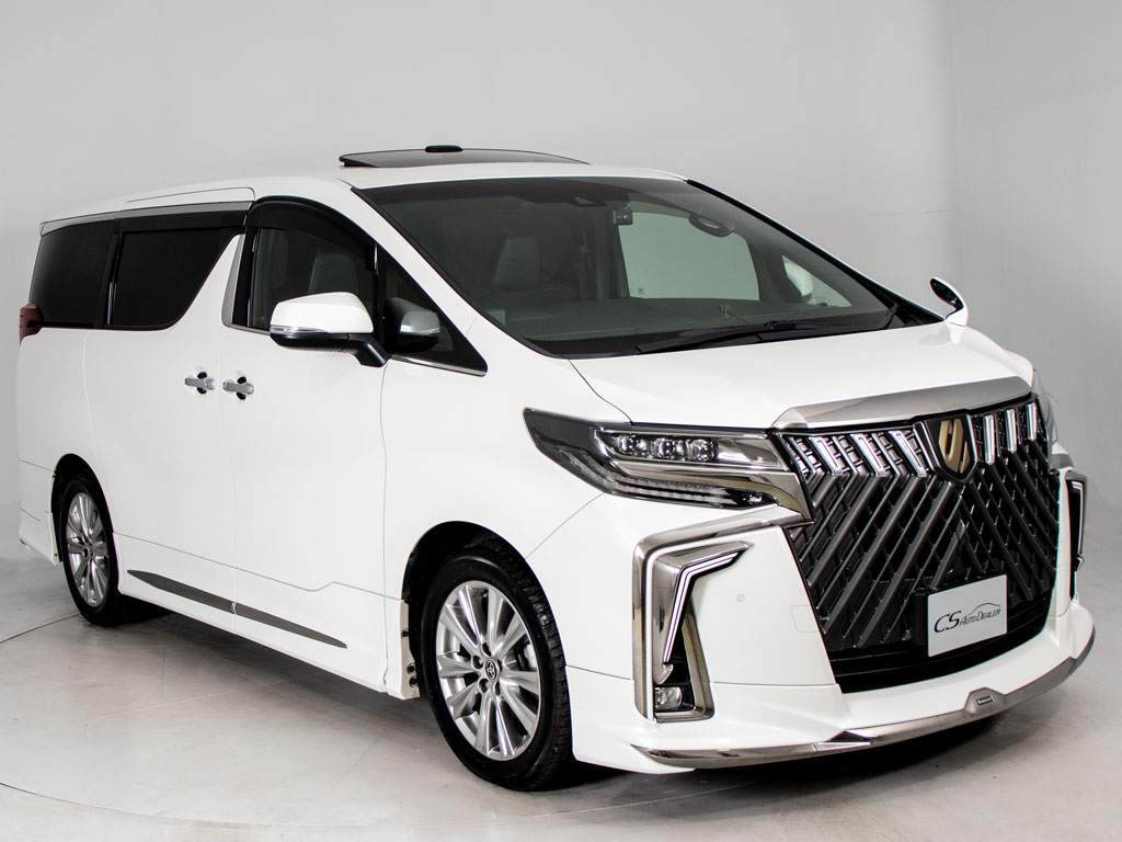 ★フロントビュー★グリル交換、エアロ取り
付け等、カスタムもお任せください！