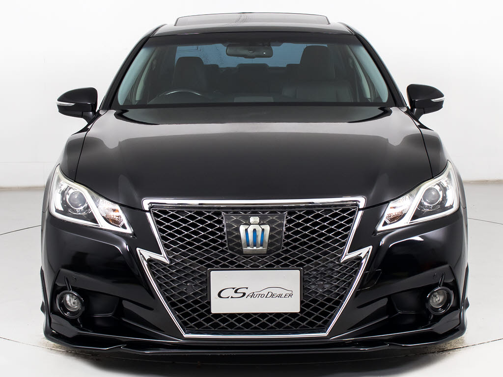 フルエアロが装着されています！お好みはい
かがですか？今付いているデザイン以外にも
、各ブランドのエアロを格安にてお取付け出
来ます！又、エアロを外してノーマル状態に
する事も出来ます！！