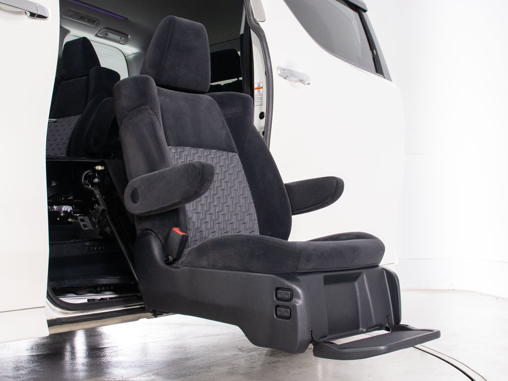 ★サイドリフトアップシート★
昇降もラクラクです！