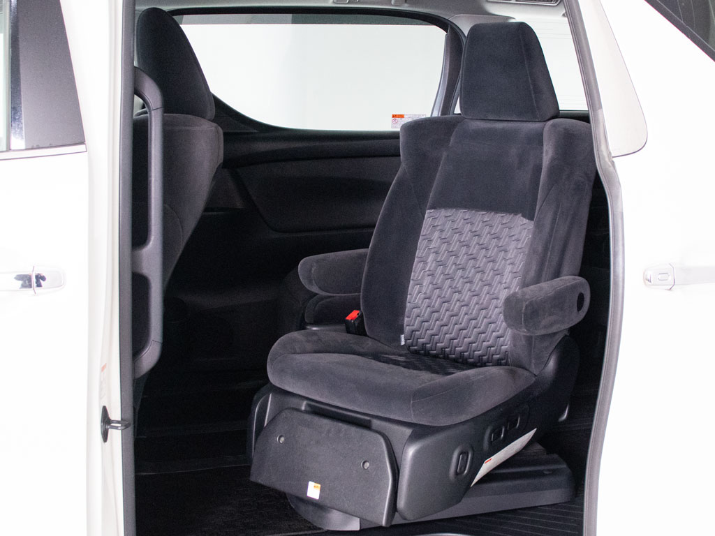 ★サイドリフトアップシート★
昇降もラクラクです！