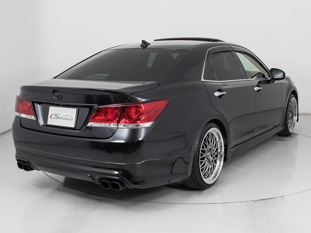 モデリスタリヤスタイリングキット！専用エ
アロ＆専用マフラーでドレスアップ済！