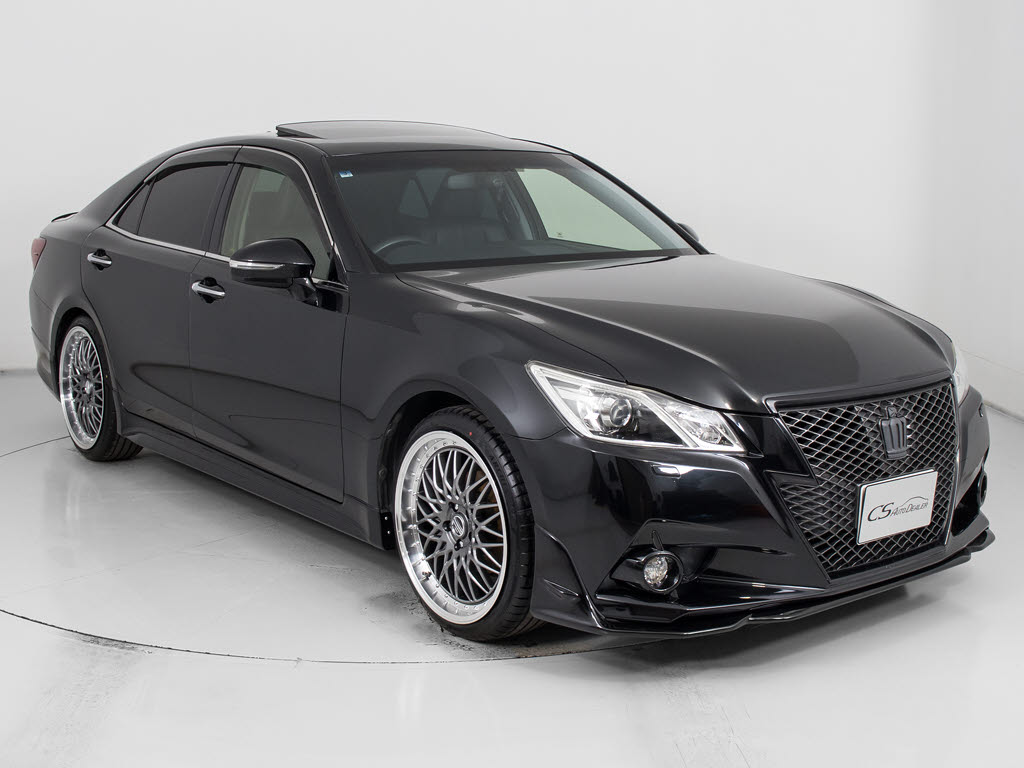 フルエアロが装着されています！お好みはい
かがですか？今付いているデザイン以外にも
、各ブランドのエアロを格安にてお取付け出
来ます！又、エアロを外してノーマル状態に
する事も出来ます！！