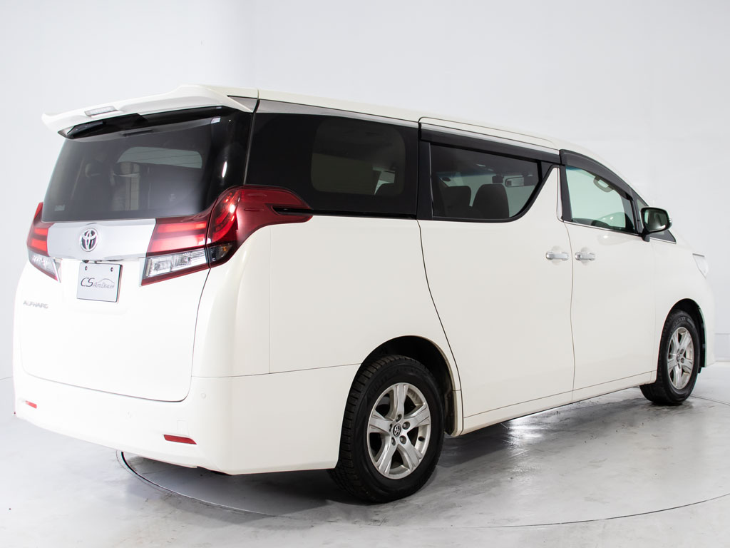 ★ﾘｱﾋﾞｭｰ★テールランプ加工、マフラー換装
等も承っております！