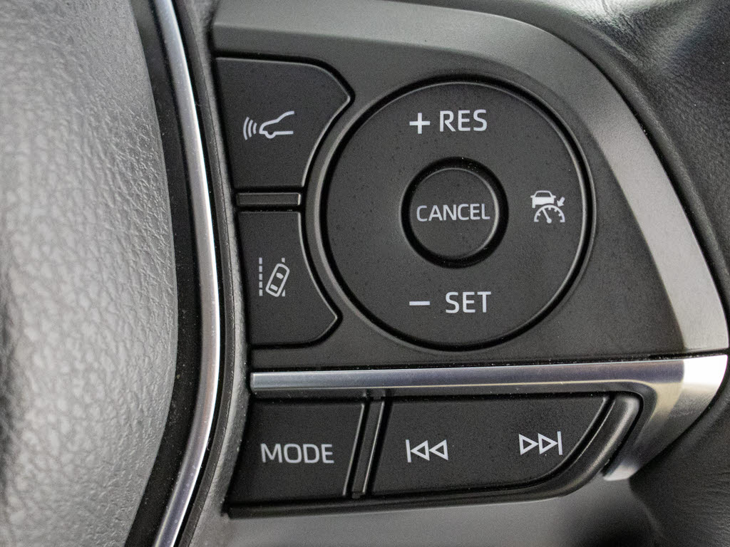 さまざまな機能を統合した衝突回避支援パッ
ケージ、「トヨタ　セーフティセンス」！最
先端の予防安全（アクティブセーフティ）技
術です。